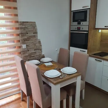 Appartement Apartmanbogdanovic012 *